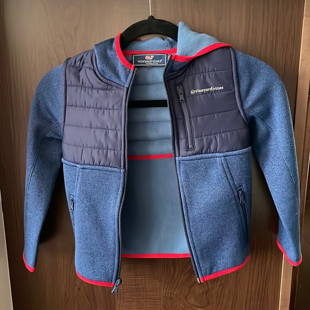 Vineyard Vines Zip Up Hoodie - boys size S(8-10)